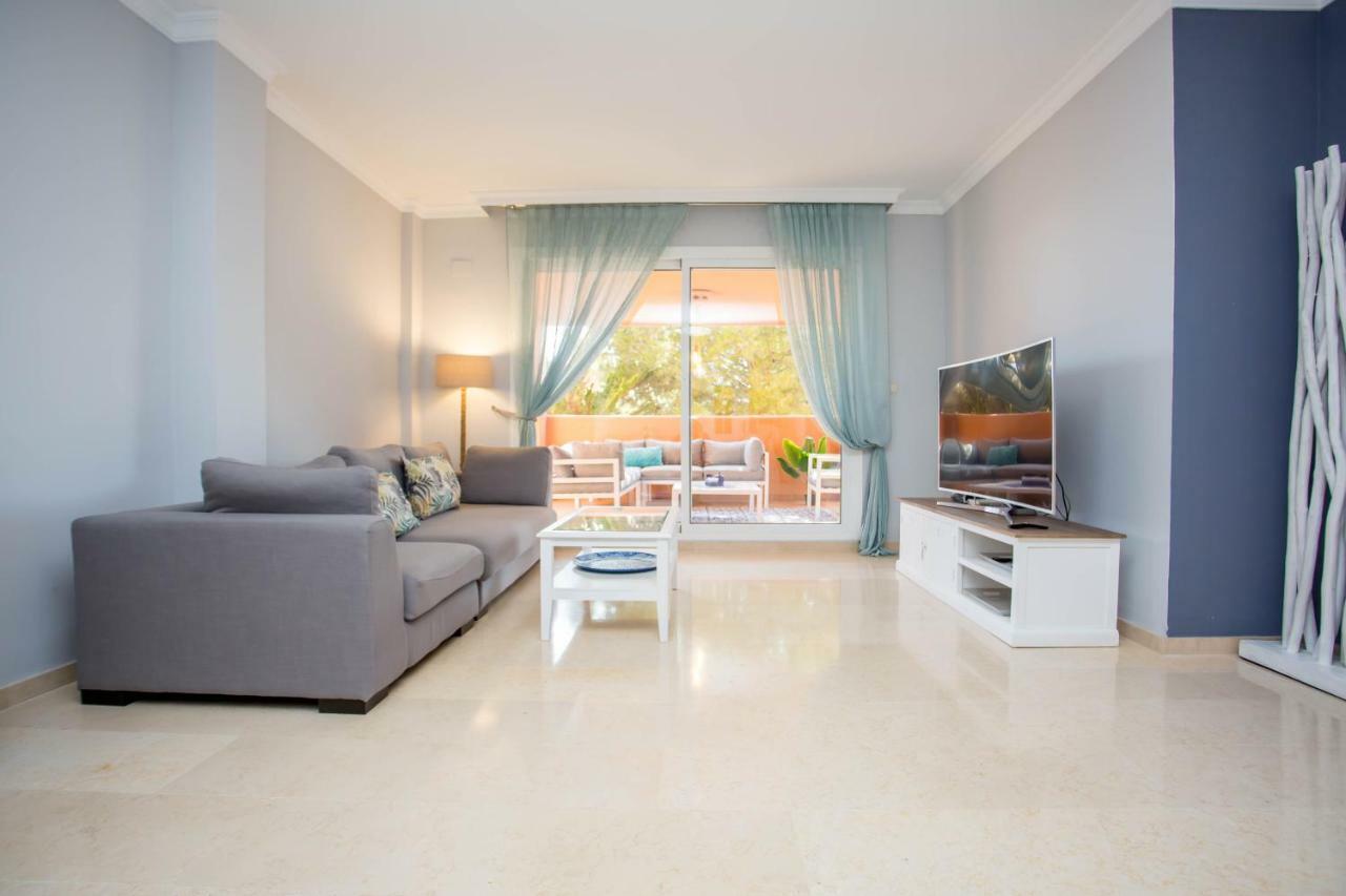 Ample Luxury Apart Fancy Marbella Golf & Padel 外观 照片
